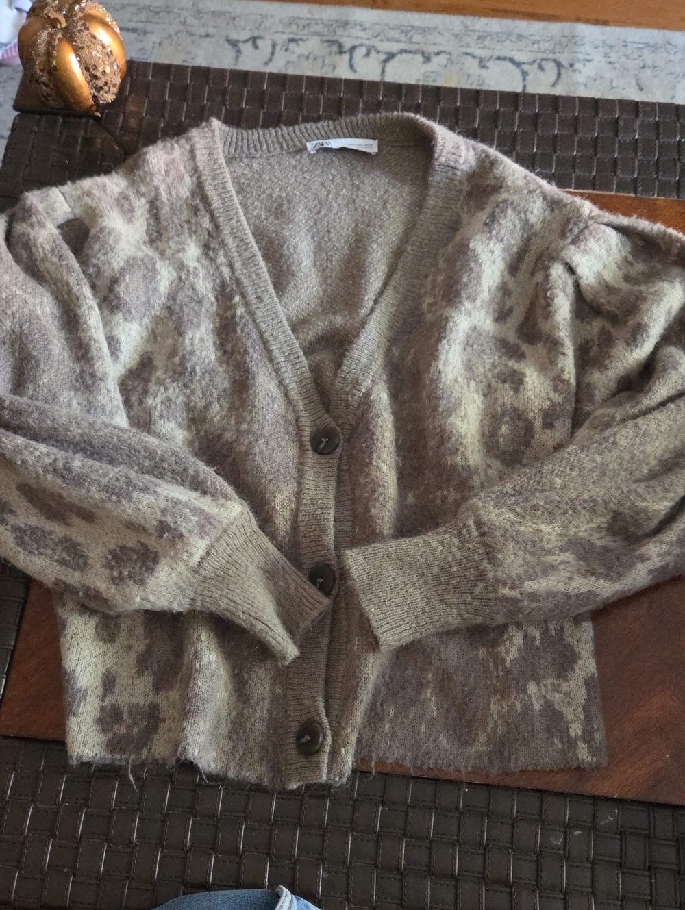 ZARA Cozy V-Neck Patterned Women's Sweater Cardigan - Taupe ANIMAL PRINT